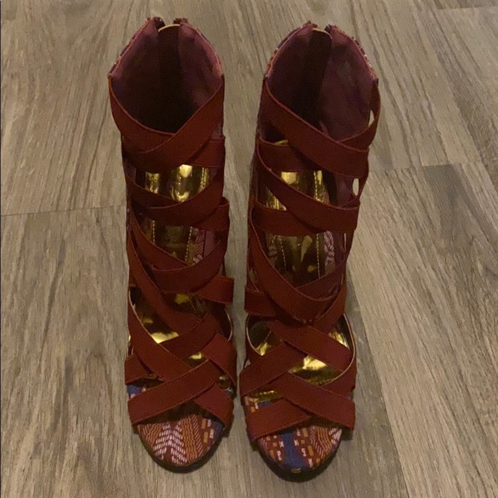 Liliana Wine Colored Tribal Heels